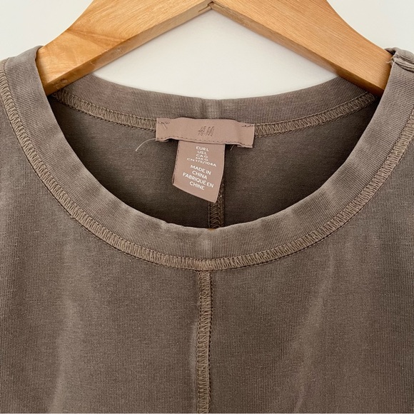 H&M Taupe Crop Top in Large - Picture 2 of 8